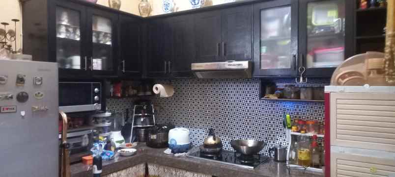 dijual rumah harapan indah cluster aralia