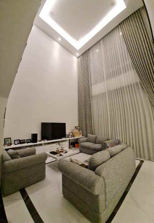 dijual rumah international village