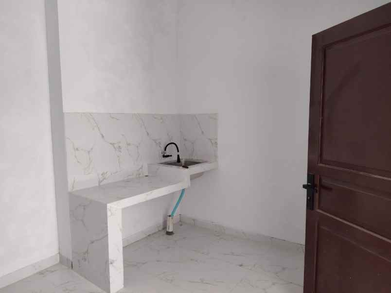 dijual rumah jagakarsa