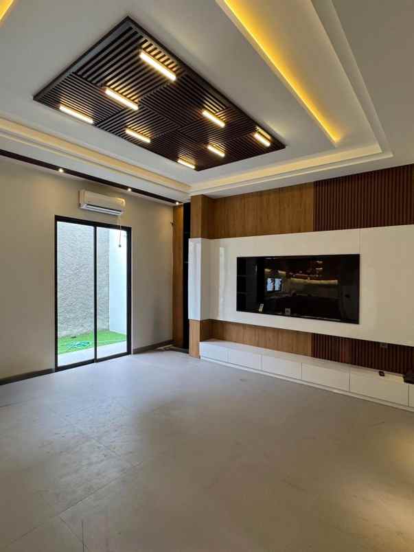 dijual rumah jagakarsa jaksel