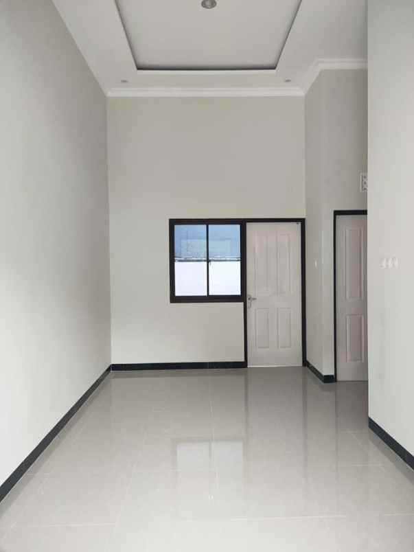 dijual rumah jalan borobudur raya iv