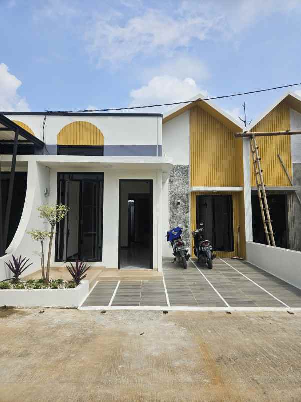 dijual rumah jalan bungsan bedahan