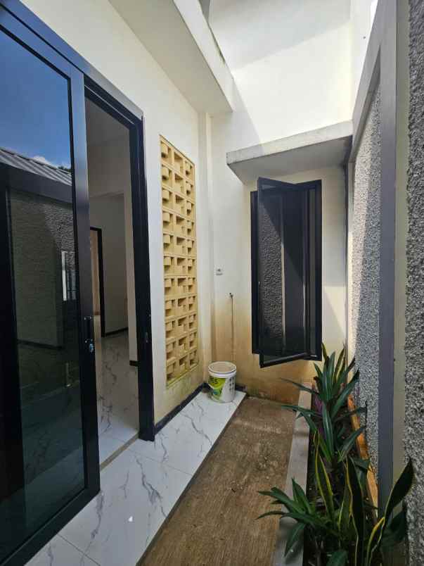 dijual rumah jalan bungsan bedahan