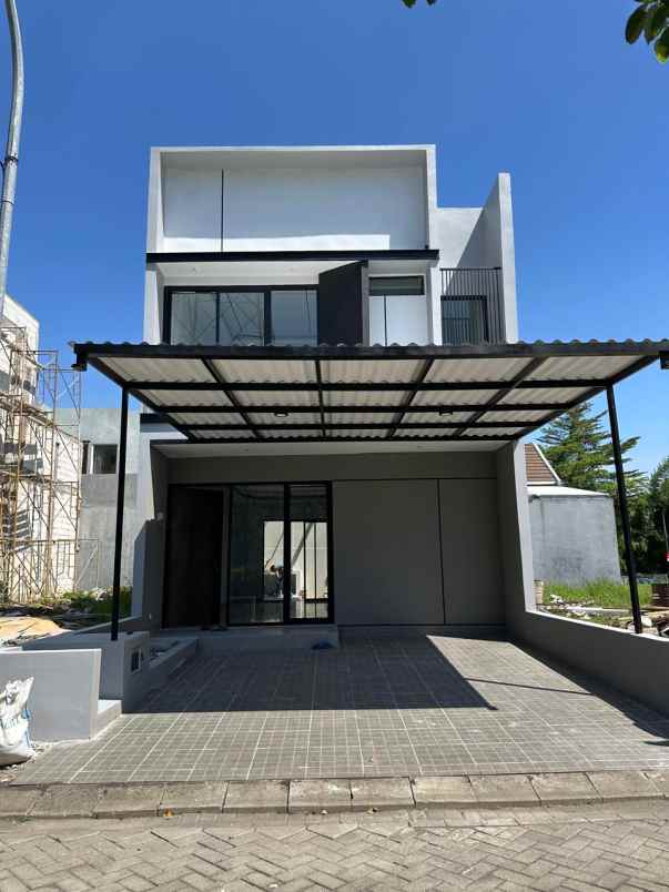 dijual rumah jalan greenlake