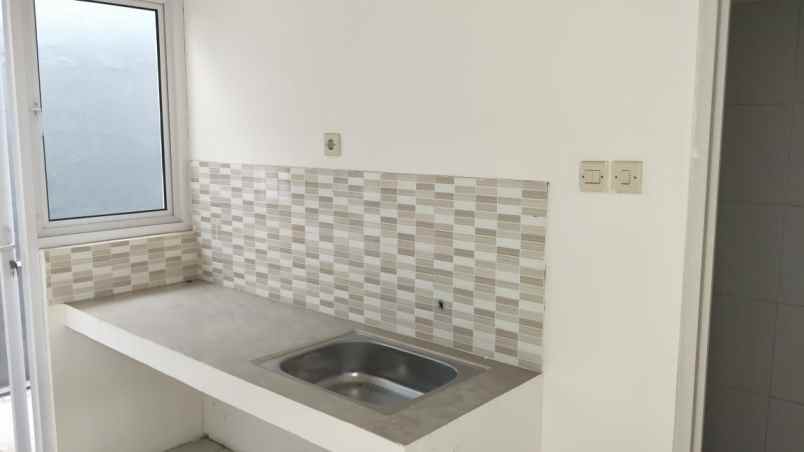 dijual rumah jalan h jaiman kel