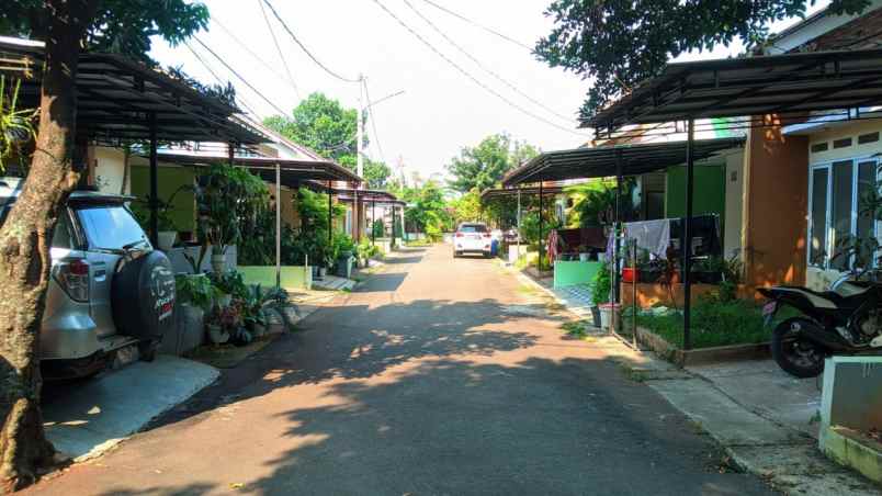 dijual rumah jalan h jaiman kel