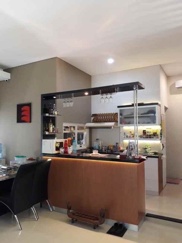 dijual rumah jalan ngesrep barat 3