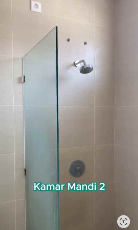 dijual rumah jalan north west park