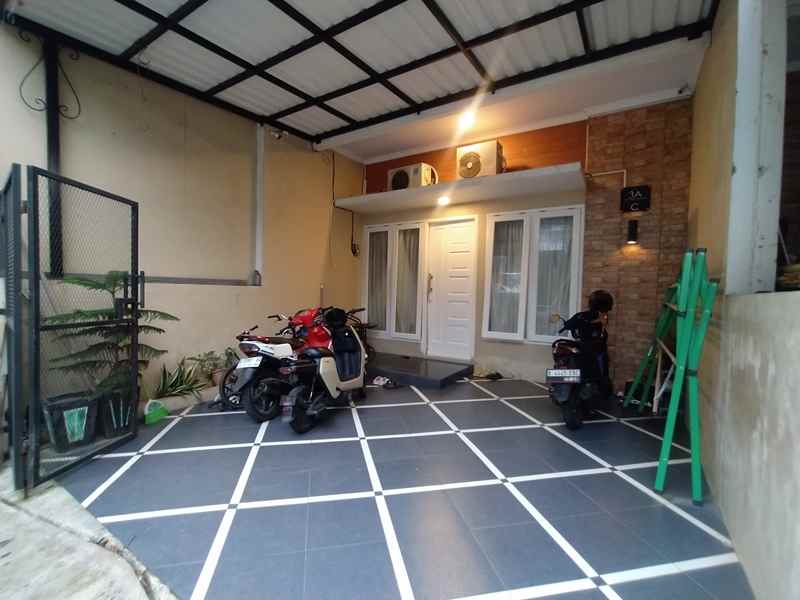 dijual rumah jalan raden sanim tanah