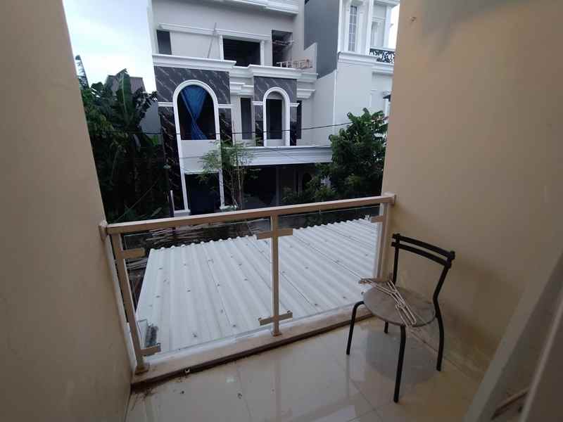 dijual rumah jalan raden sanim tanah