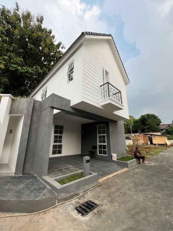 dijual rumah jalan raya cinere limo