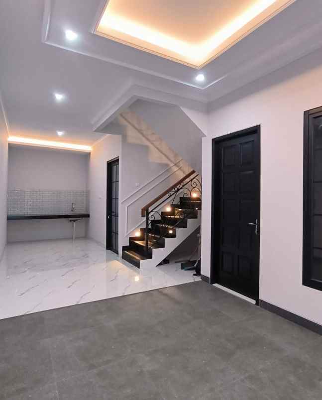 dijual rumah jalan raya pejaten