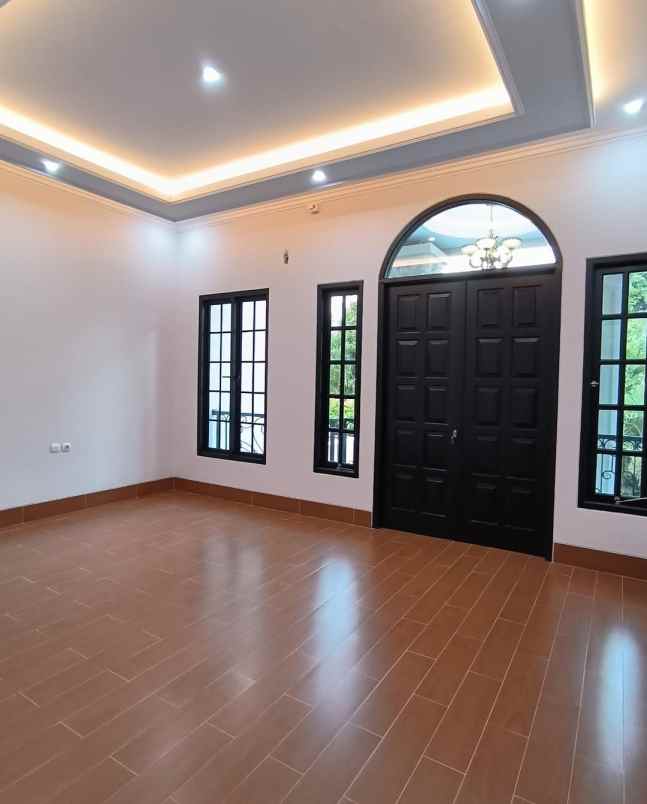 dijual rumah jalan raya pejaten