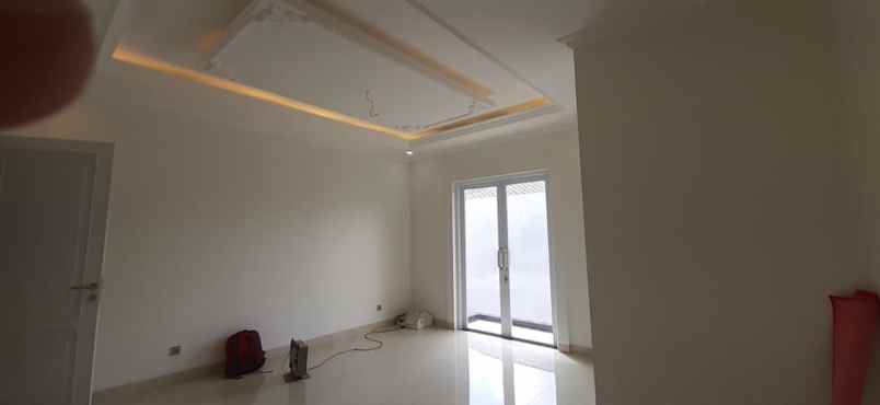 dijual rumah jalan sadar raya