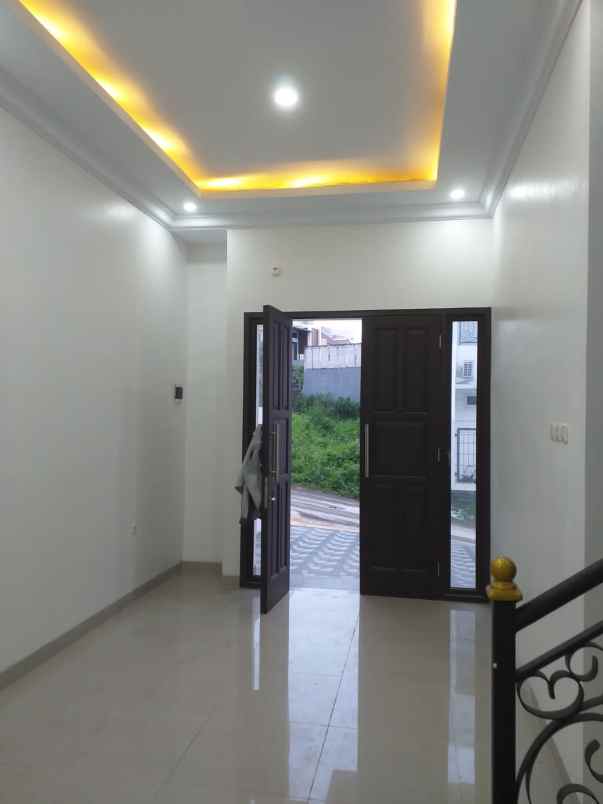 dijual rumah jalan sadar raya ciganjur