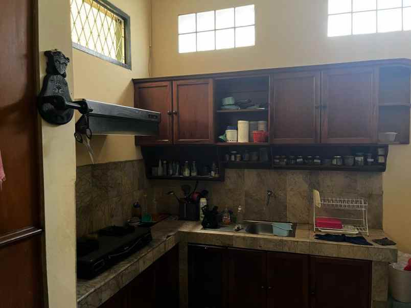 dijual rumah jalan taekwondo no 32