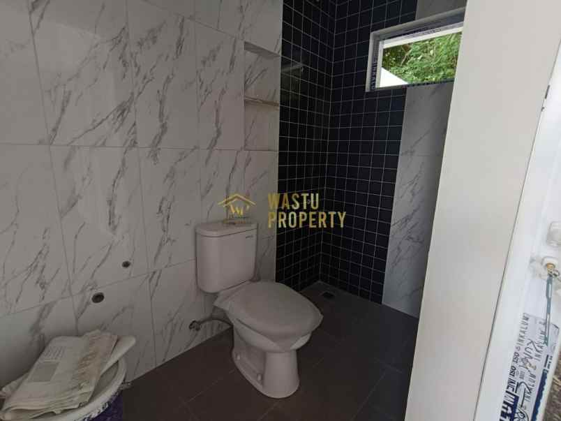 dijual rumah jalan wonosalam losari