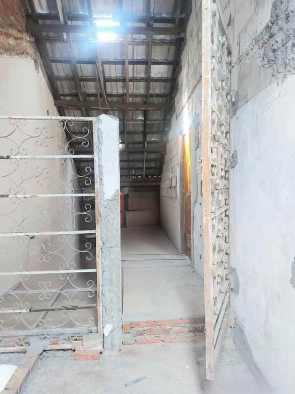 dijual rumah jambu pondok tjandra indah