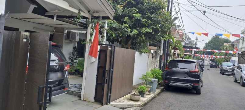 dijual rumah janur hijau kelapa gading