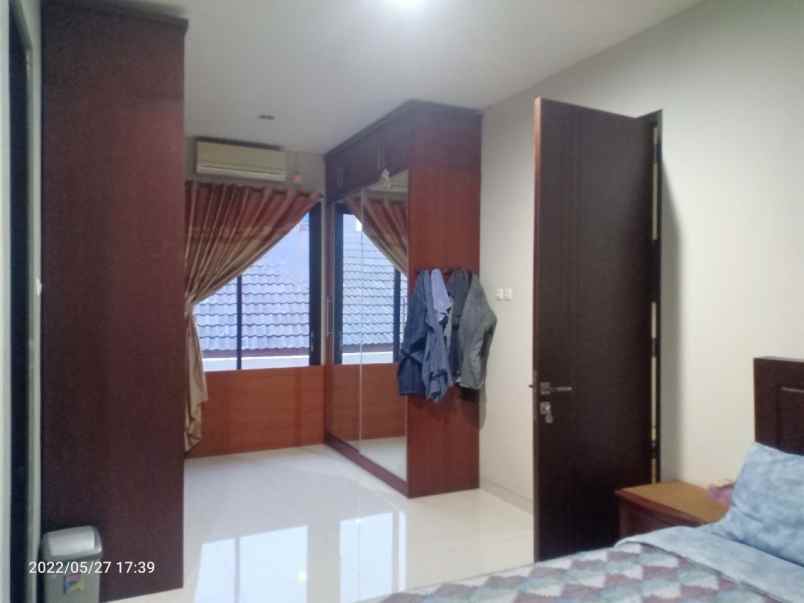 dijual rumah jatibening baru bekasi