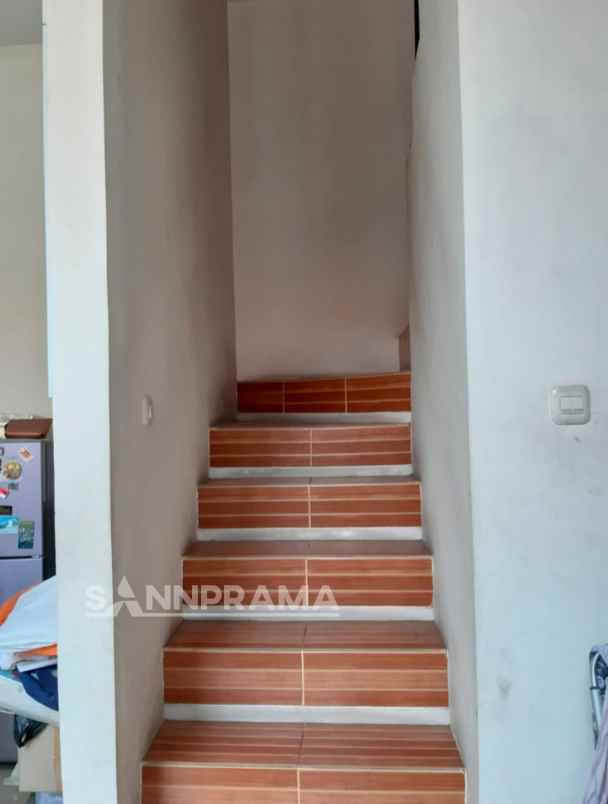 dijual rumah jatipadang