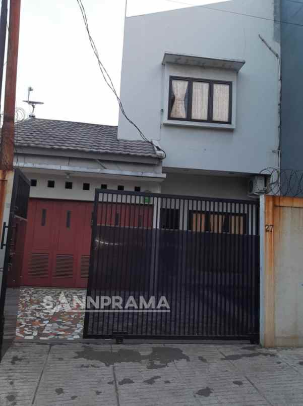 dijual rumah jatipadang