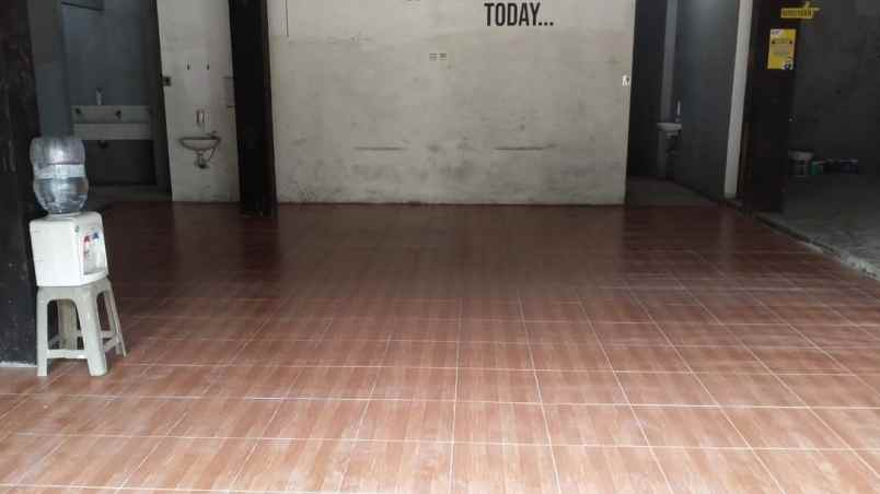 dijual rumah jl ahmad yani dawuan barat