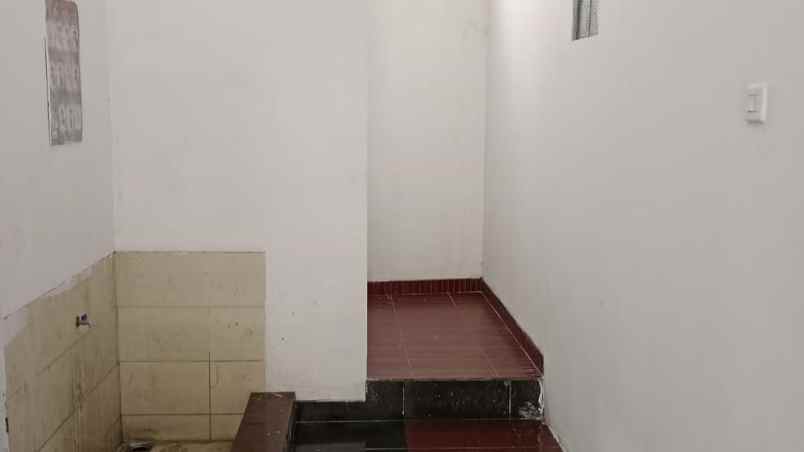dijual rumah jl ahmad yani dawuan barat