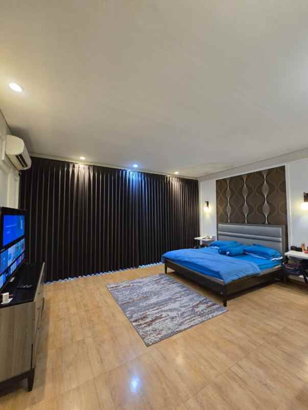 dijual rumah jl andara raya