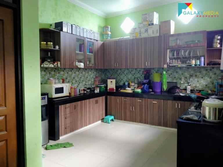 dijual rumah jl ciawitali