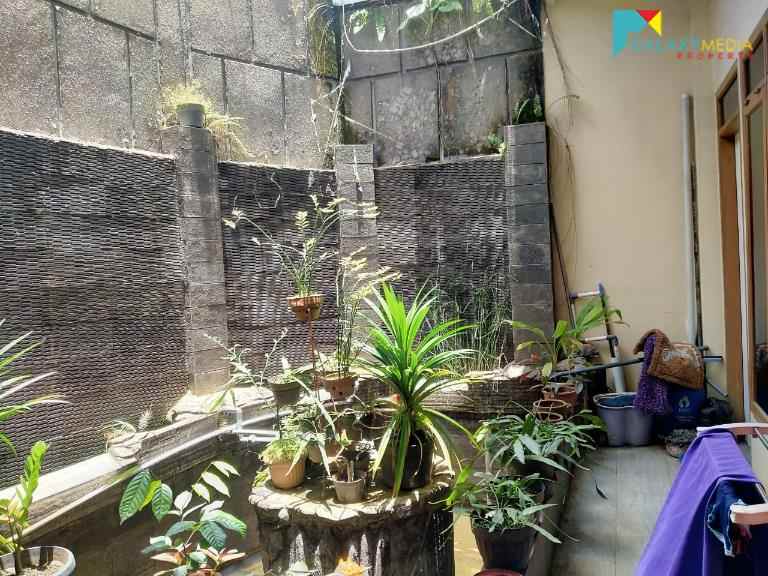 dijual rumah jl ciawitali