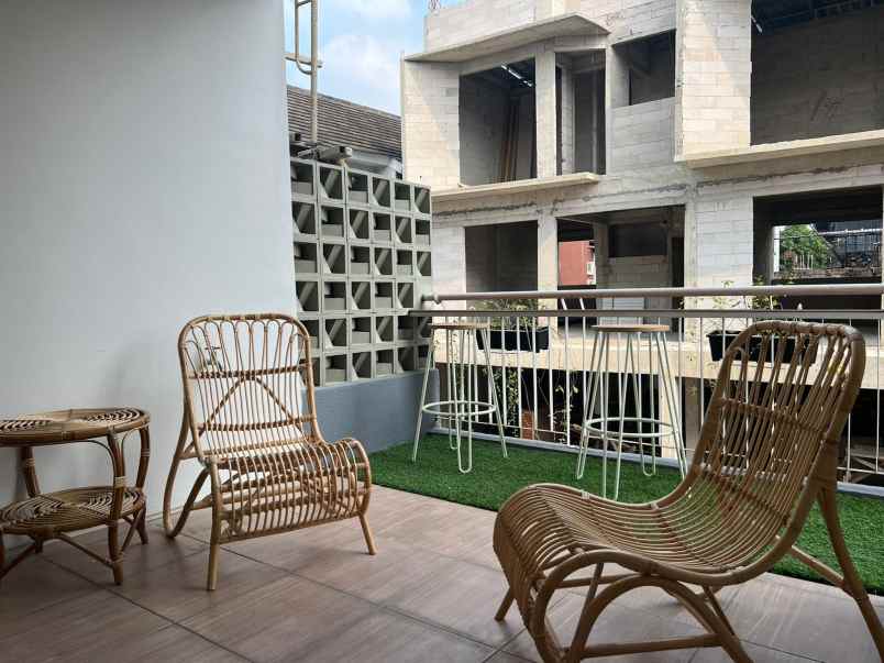 dijual rumah jl cinere raya cinere depok