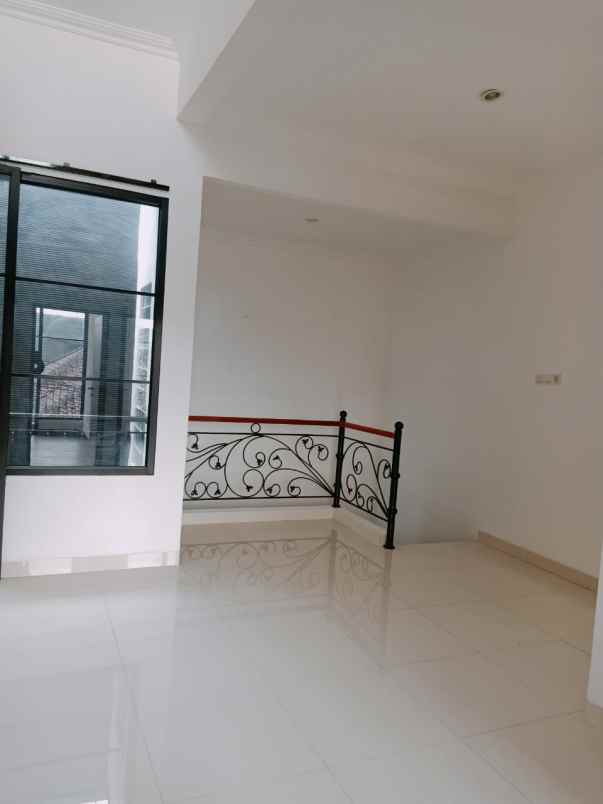 dijual rumah jl kalibata jakarta selatan