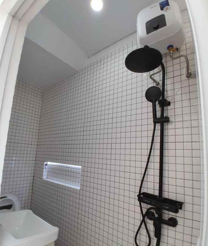 dijual rumah jl kaliurang km 13