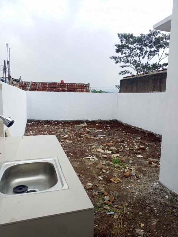 dijual rumah jl kepuh padalarang