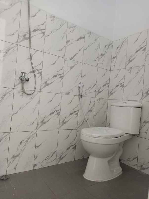 dijual rumah jl kepuh padalarang