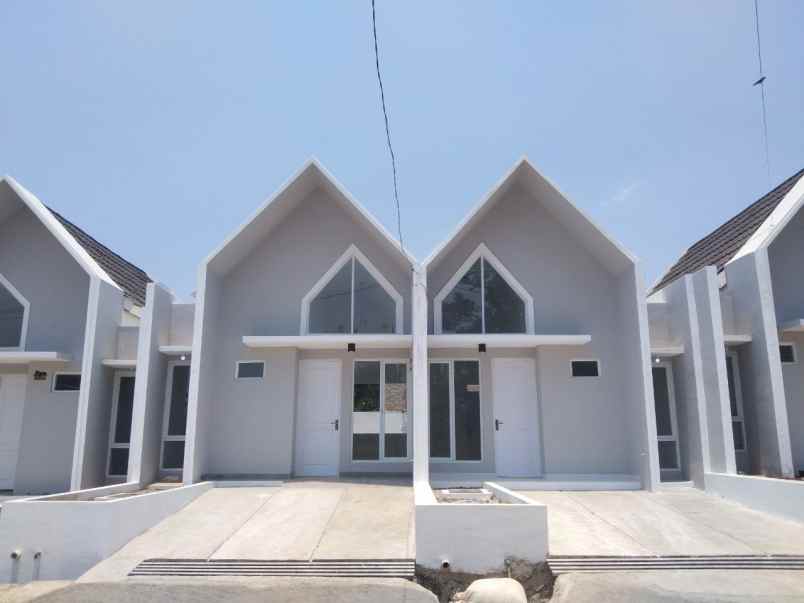 dijual rumah jl kepuh padalarang bandung