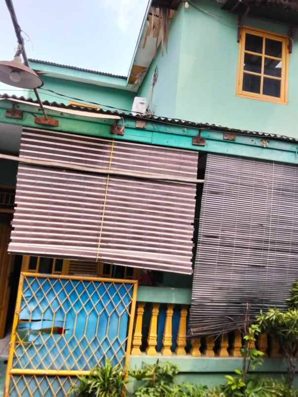dijual rumah jl mataram 19