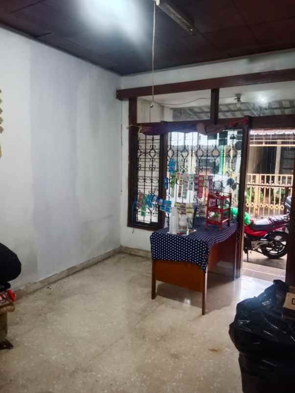 dijual rumah jl muararajen supratman
