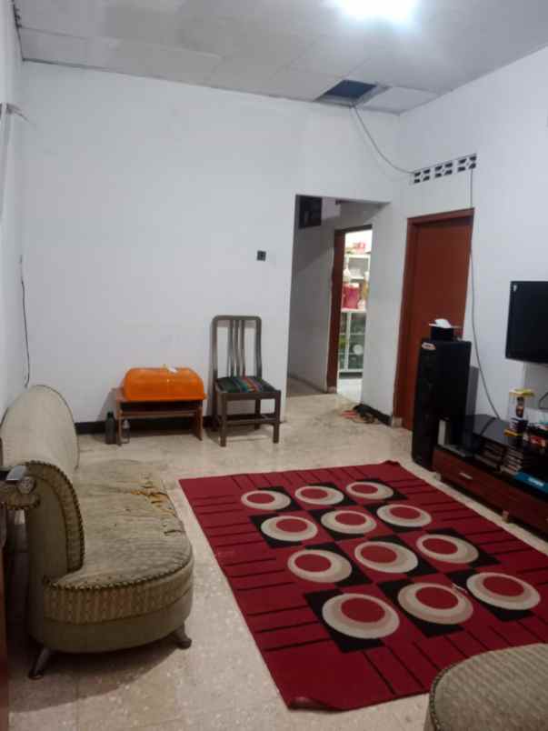 dijual rumah jl muararajen supratman