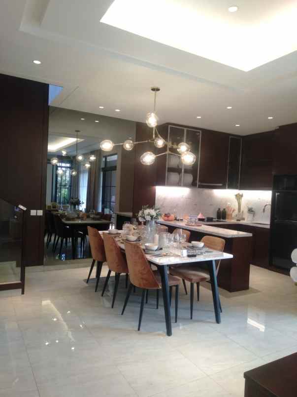 dijual rumah jl podomoro boulevard utara