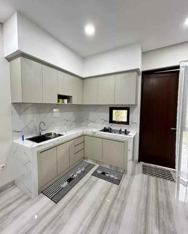 dijual rumah jl pondok kelapa duren