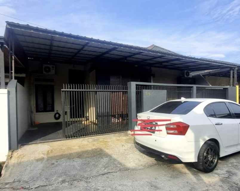 dijual rumah jl rawa bening