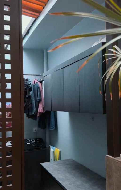 dijual rumah jl rawa bening
