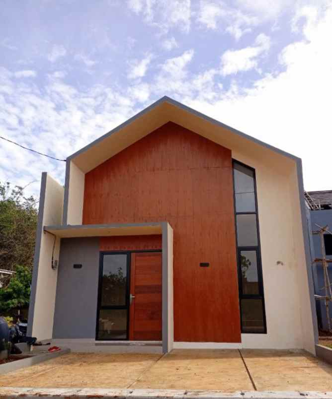 dijual rumah jl raya gunung sindur kab