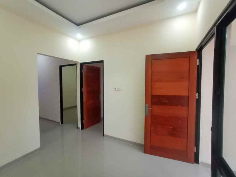 dijual rumah jl raya gunung sindur kab