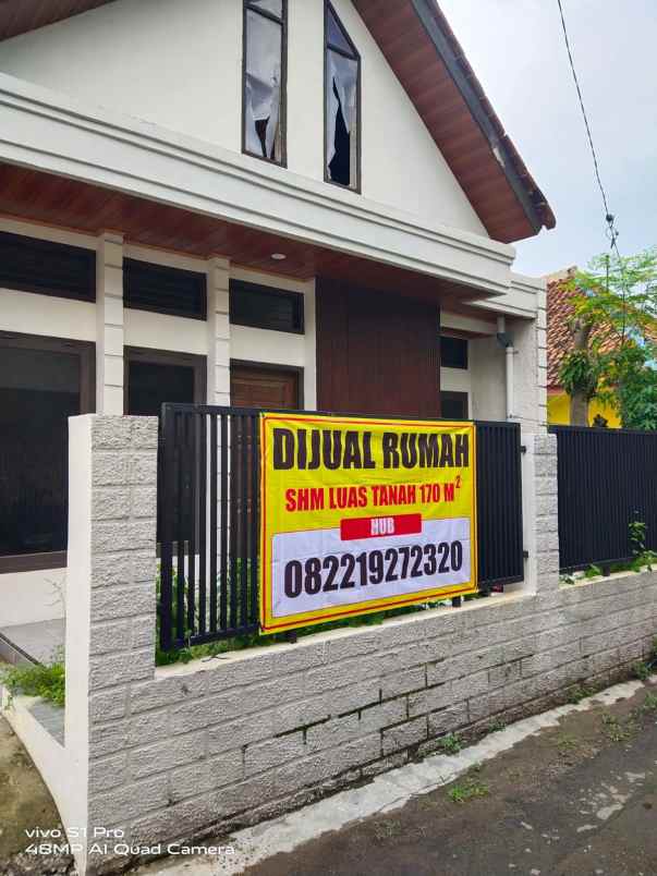 dijual rumah jl saleh gg kedrunan 7 no