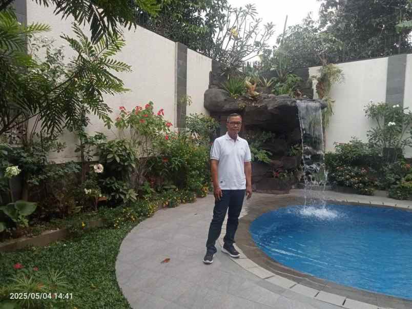 dijual rumah jl siaga raya pejaten raya
