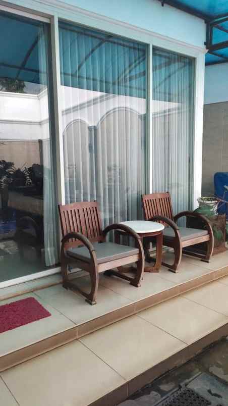 dijual rumah jl sirojul munir rt 006 rw