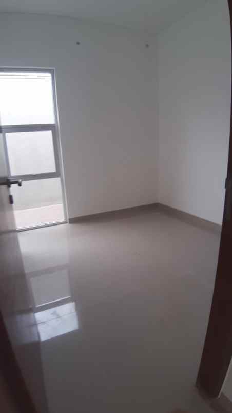 dijual rumah jl sukapura ii telkom